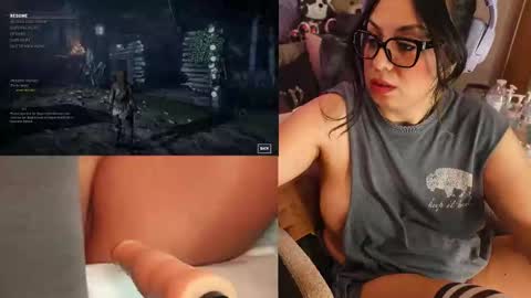 Snapshot of roknblaze chatting on 16, 12, 2025 Rok-N-Blaze online show from 16, 12, 2025