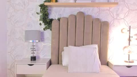 Snapshot of roma_love_ chatting on 7, 12, 2024 online show from 7, 12, 2024