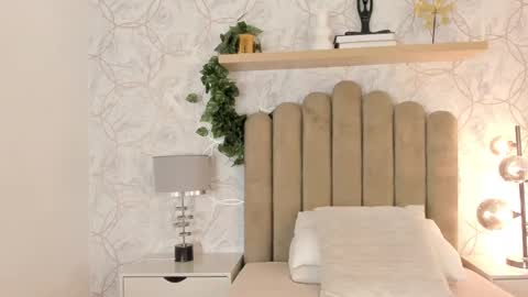 Snapshot of roma_love_ chatting on 18, 2, 2025 online show from 18, 2, 2025