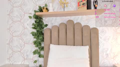 Snapshot of roma_love_ chatting on 30, 9, 2025 online show from 30, 9, 2025