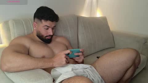 Roman Lux online show from 7, 1, 2026