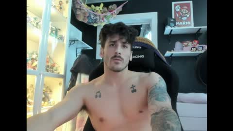 Snapshot of romanfuego chatting on 9, 4, 2026 RomanJessica online show from 9, 4, 2026