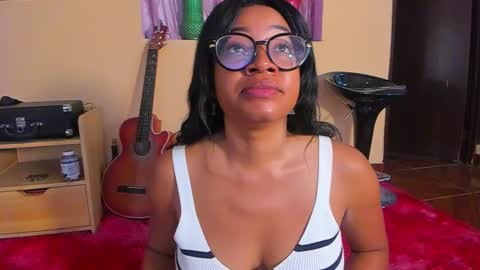 Snapshot of romantic_stargirl chatting on 15, 12, 2024 Is A Belle online show from 15, 12, 2024