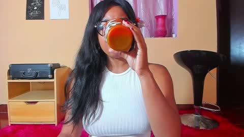 Snapshot of romantic_stargirl chatting on 30, 12, 2024 Is A Belle online show from 30, 12, 2024