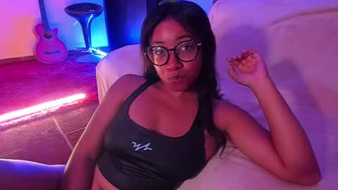 Snapshot of romantic_stargirl chatting on 8, 2, 2025 Is A Belle online show from 8, 2, 2025