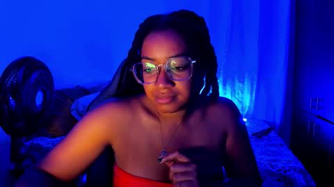 Snapshot of romantic_stargirl chatting on 31, 10, 2025 Is A Belle online show from 31, 10, 2025