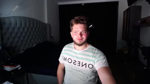 Snapshot of romantic_twunk chatting on 1, 10, 2025 romantic_twunk online show from 1, 10, 2025