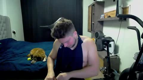 Snapshot of romantic_twunk chatting on 3, 10, 2025 romantic_twunk online show from 3, 10, 2025