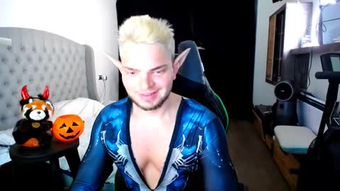 Snapshot of romantic_twunk chatting on 31, 10, 2025 romantic_twunk online show from 31, 10, 2025