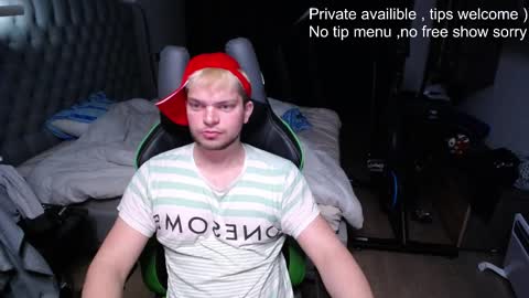 Snapshot of romantic_twunk chatting on 27, 11, 2025 romantic_twunk online show from 27, 11, 2025