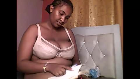 Romina 26 online show from 6, 5, 2026