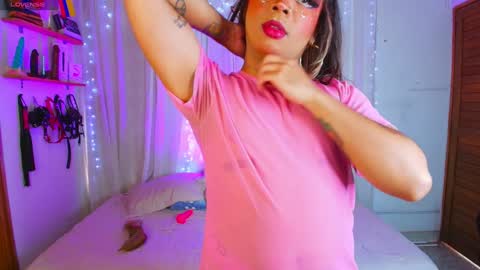 Romi Rouse online show from 5, 2, 2025