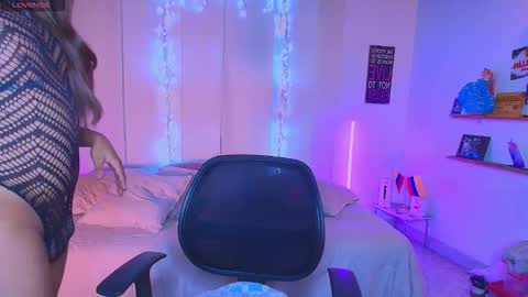 Romi Rouse online show from 16, 9, 2025