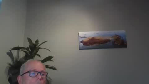 Snapshot of romsnord1318298640130563 chatting on 27, 6, 2026 HIALL online show from 27, 6, 2026