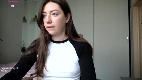 Snapshot of ronny_ponny chatting on 28, 12, 2024 RonnyPonny online show from 28, 12, 2024