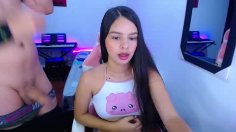  MIA AND PAUL online show from 15, 11, 2025