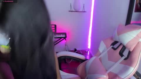  MIA AND PAUL online show from 6, 3, 2026