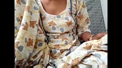 roop_sexy642 online show from 17, 3, 2026