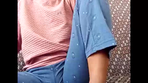roop_sexy642 online show from 7, 5, 2026