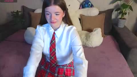 roraline_lov online show from 17, 1, 2026