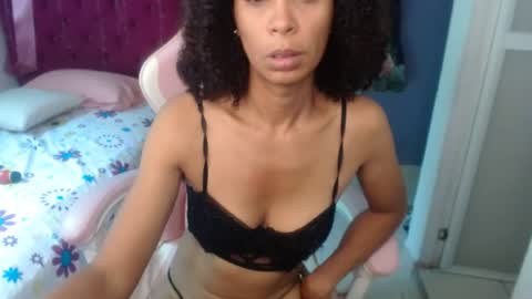 Snapshot of rosa_skinny chatting on 2, 7, 2026 rosa online show from 2, 7, 2026