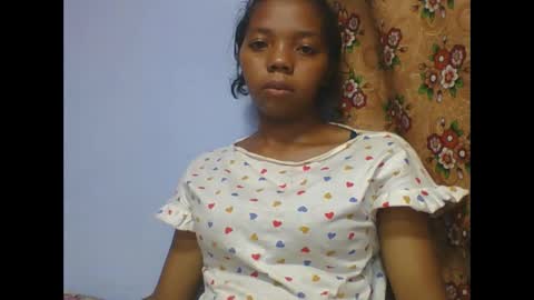 Snapshot of rosah225127 chatting on 15, 4, 2026 rosah225127 online show from 15, 4, 2026