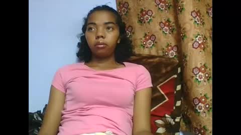 Snapshot of rosah225127 chatting on 20, 4, 2026 rosah225127 online show from 20, 4, 2026