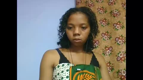 Snapshot of rosah225127 chatting on 11, 5, 2026 rosah225127 online show from 11, 5, 2026
