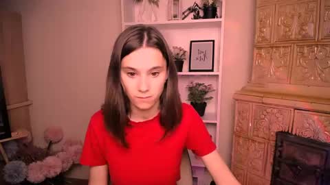 Snapshot of rosalais_ chatting on 11, 6, 2026 Rose online show from 11, 6, 2026