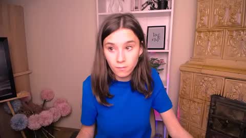 Snapshot of rosalais_ chatting on 18, 6, 2026 Rose online show from 18, 6, 2026