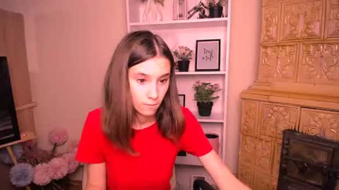 Snapshot of rosalais_ chatting on 27, 6, 2026 Rose online show from 27, 6, 2026