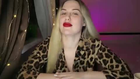 Rosali online show from 28, 11, 2025