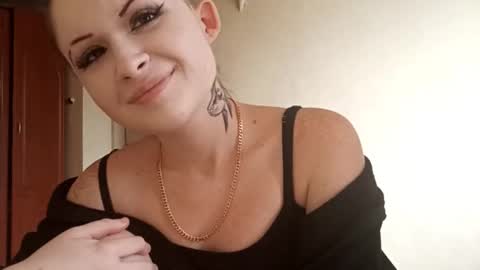 Snapshot of rosalinapierce chatting on 11, 10, 2025 Alicia online show from 11, 10, 2025