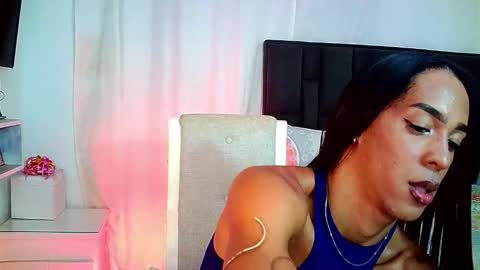 Snapshot of rosalindasexy chatting on 7, 1, 2026 Rosalinda online show from 7, 1, 2026