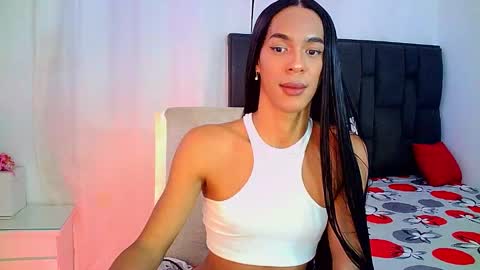 Snapshot of rosalindasexy chatting on 3, 2, 2026 Rosalinda online show from 3, 2, 2026