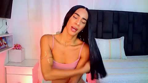 Snapshot of rosalindasexy chatting on 4, 2, 2026 Rosalinda online show from 4, 2, 2026