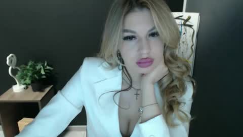 Rosalina online show from 17, 5, 2026