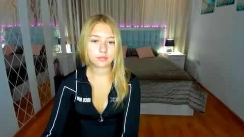 RosaRising online show from 9, 7, 2026
