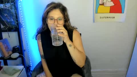 Snapshot of rose257044 chatting on 12, 7, 2026 rose257044 online show from 12, 7, 2026