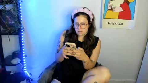 Snapshot of rose257044 chatting on 30, 7, 2026 rose257044 online show from 30, 7, 2026