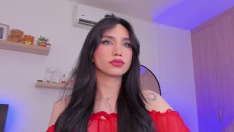 Rose Saenz online show from 25, 2, 2025