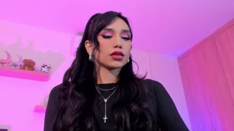 Rose Saenz online show from 16, 12, 2025