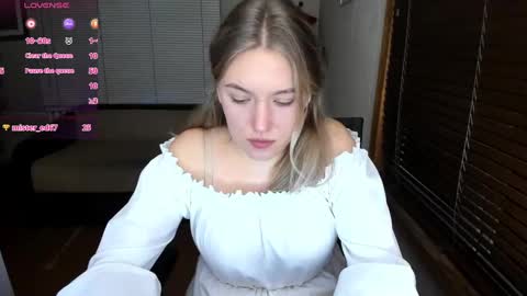 Snapshot of rose_brooks chatting on 29, 12, 2024 Rose but u can call me princess online show from 29, 12, 2024