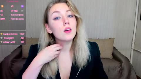 Snapshot of rose_brooks chatting on 28, 1, 2025 Rose but u can call me princess online show from 28, 1, 2025