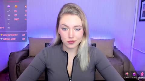 Snapshot of rose_brooks chatting on 6, 2, 2025 Rose but u can call me princess online show from 6, 2, 2025