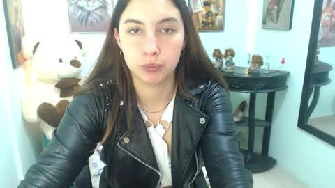 Rose online show from 19, 2, 2025