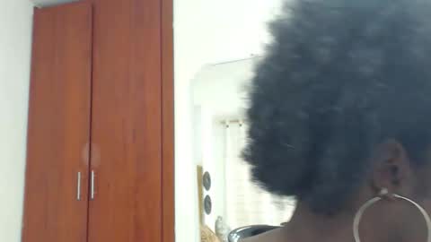 Snapshot of rose_valentiine chatting on 16, 3, 2026 rose_valentiine online show from 16, 3, 2026