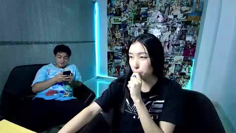 Snapshot of roseandviktor23 chatting on 18, 9, 2025 Rose Sins and Don Viktor online show from 18, 9, 2025