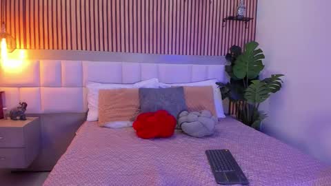 Snapshot of roseaurora chatting on 30, 10, 2025 roseaurora online show from 30, 10, 2025