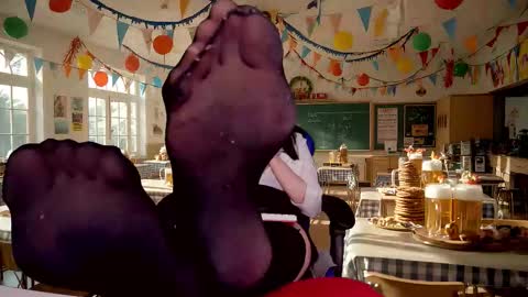 Rosebloom online show from 3, 10, 2025